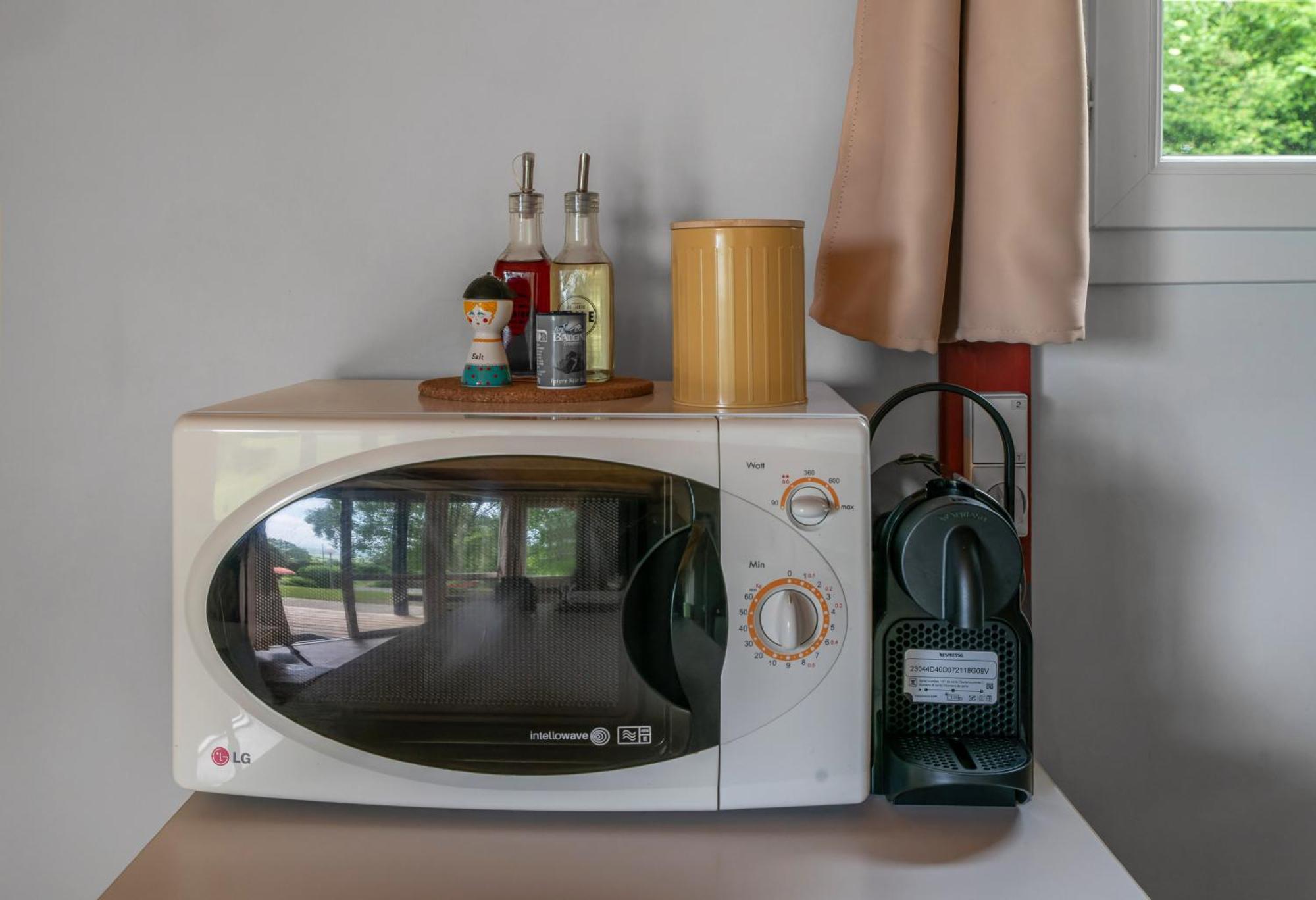 Camping Le Mont Libre - Cottage & Espace Nature - Gannat Exteriör bild