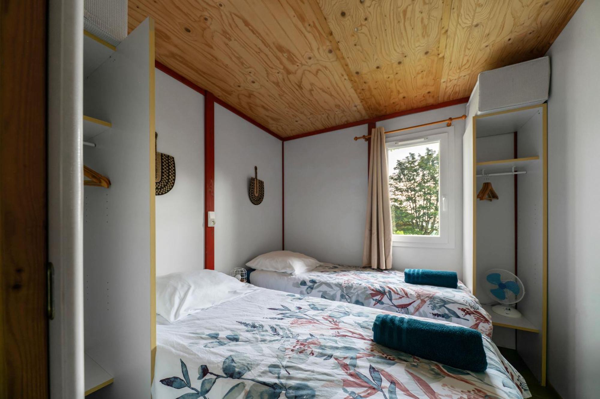 Camping Le Mont Libre - Cottage & Espace Nature - Gannat Exteriör bild
