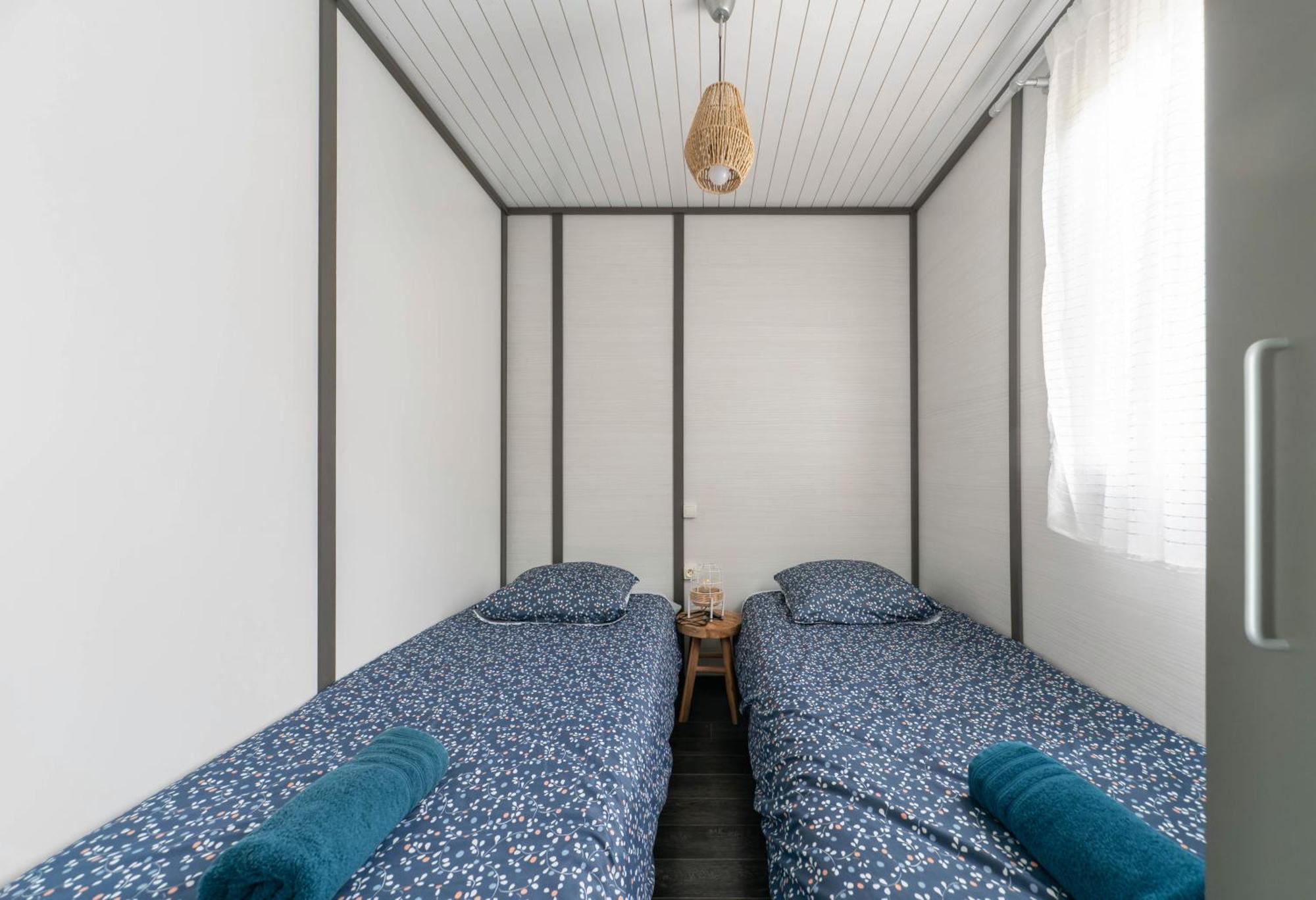 Camping Le Mont Libre - Cottage & Espace Nature - Gannat Exteriör bild