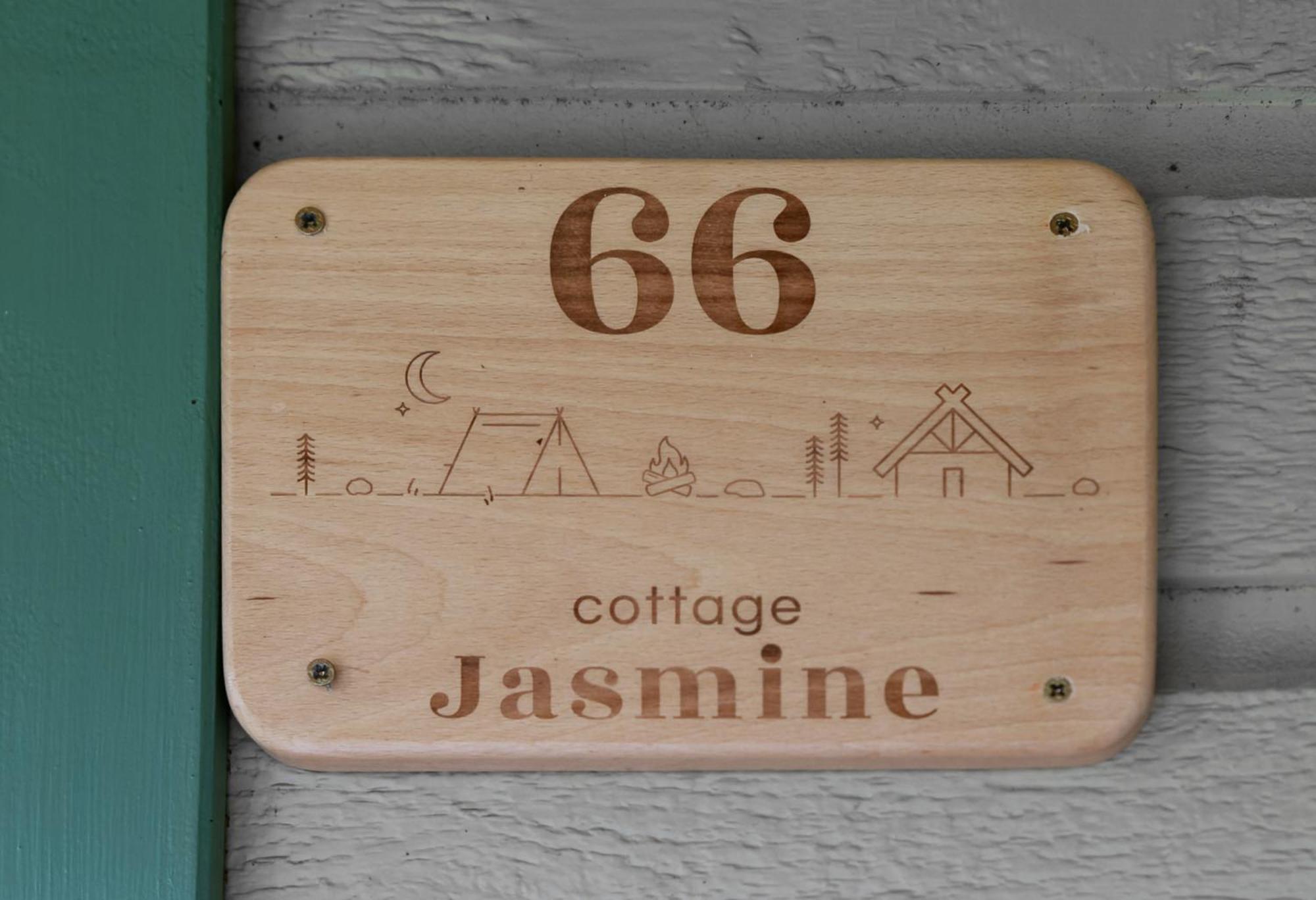 Camping Le Mont Libre - Cottage & Espace Nature - Gannat Exteriör bild