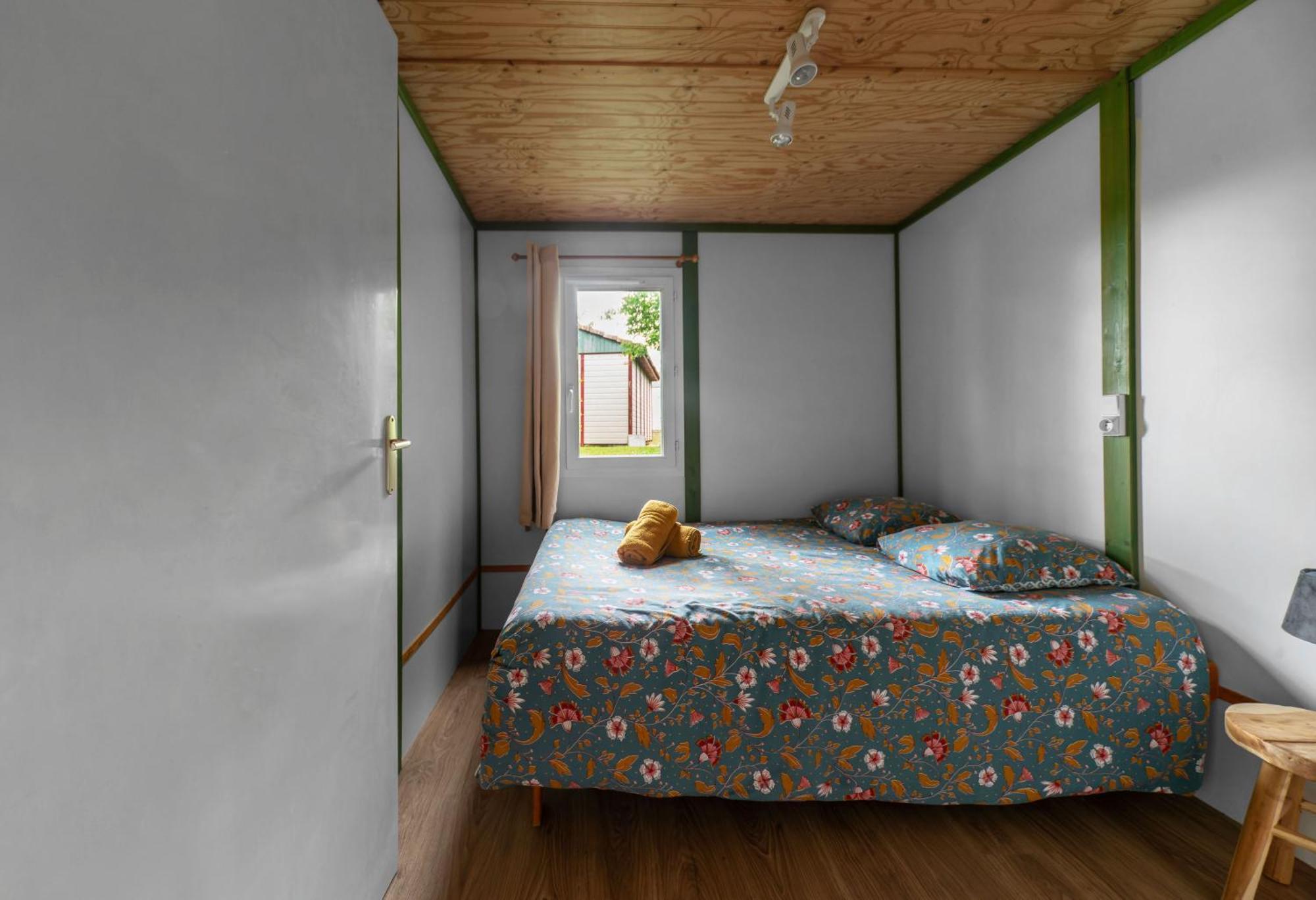 Camping Le Mont Libre - Cottage & Espace Nature - Gannat Exteriör bild