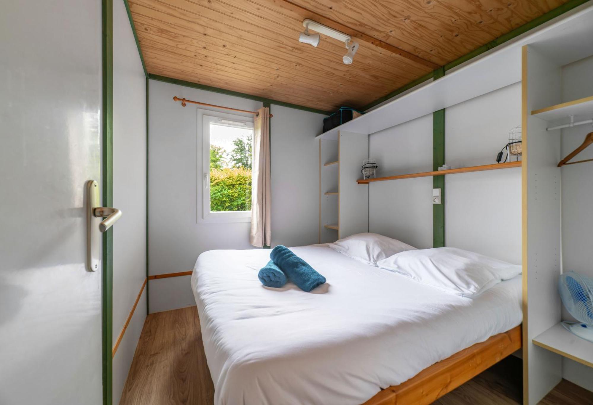 Camping Le Mont Libre - Cottage & Espace Nature - Gannat Exteriör bild