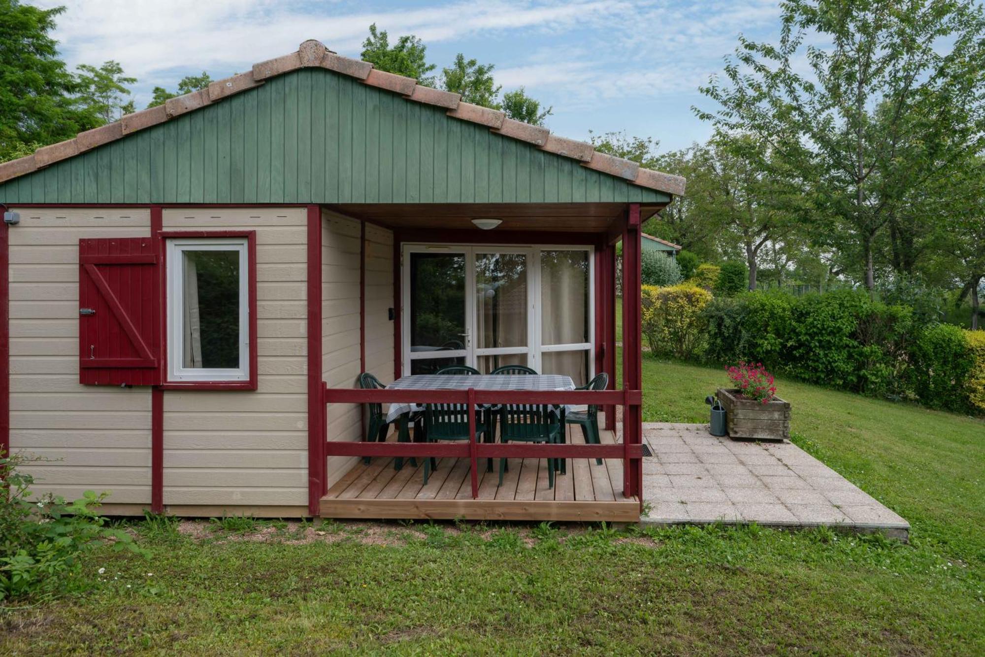 Camping Le Mont Libre - Cottage & Espace Nature - Gannat Exteriör bild