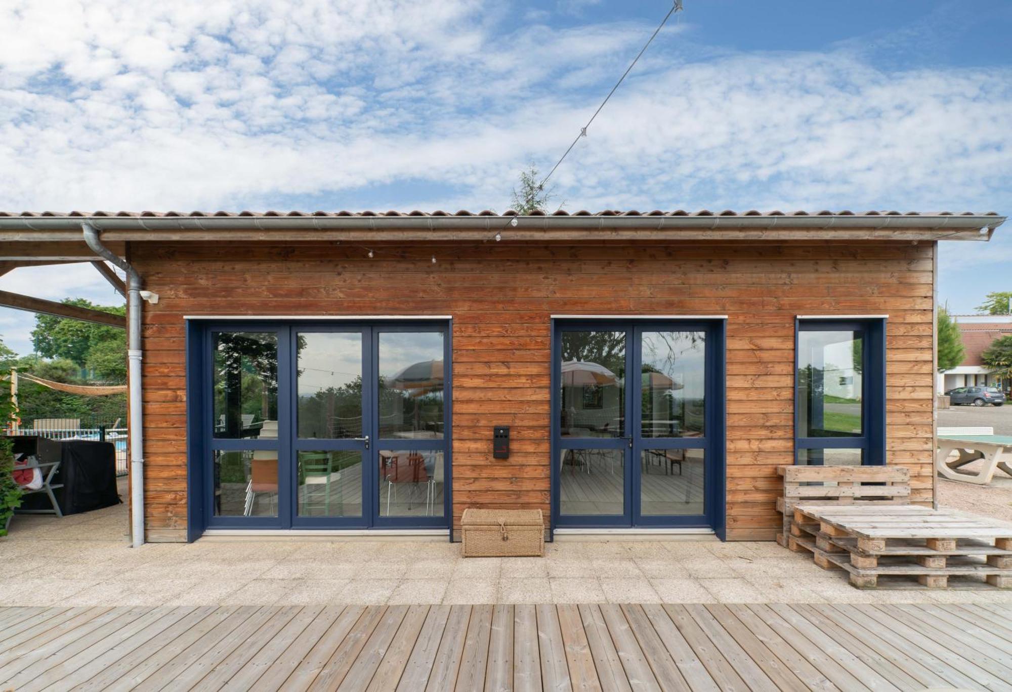Camping Le Mont Libre - Cottage & Espace Nature - Gannat Exteriör bild